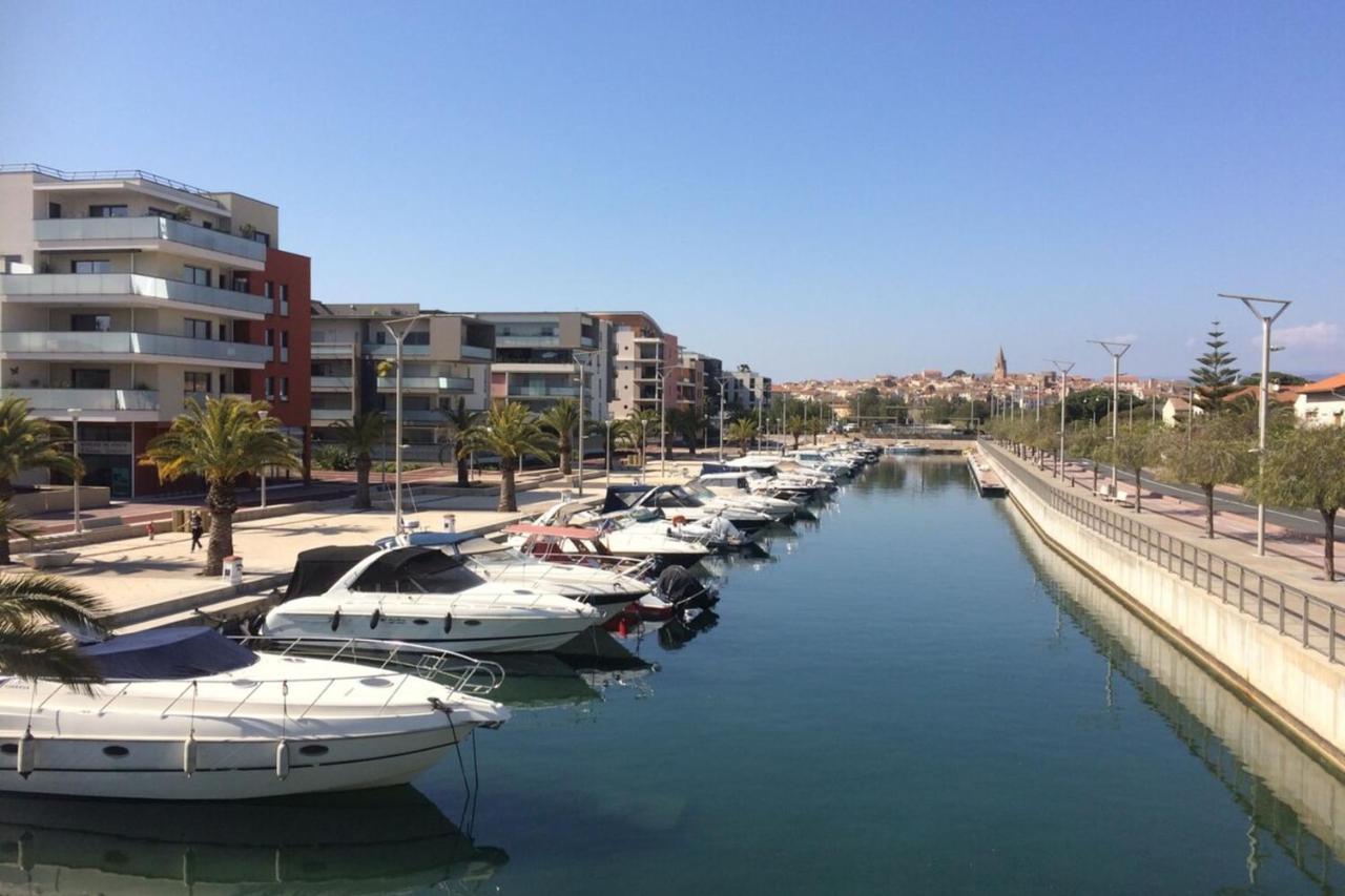 Chic Appart Du Port Fréjus 外观 照片